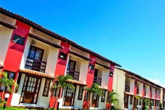 Residencial Com 3 Suites Na De Taperapuan *