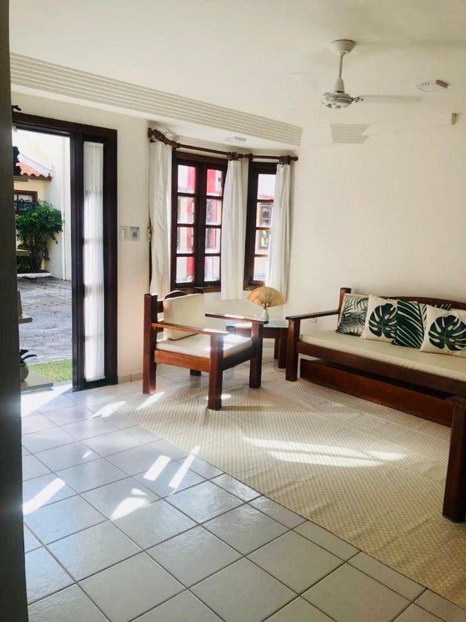 Residencial Com 3 Suites Na De Taperapuan Holiday home *